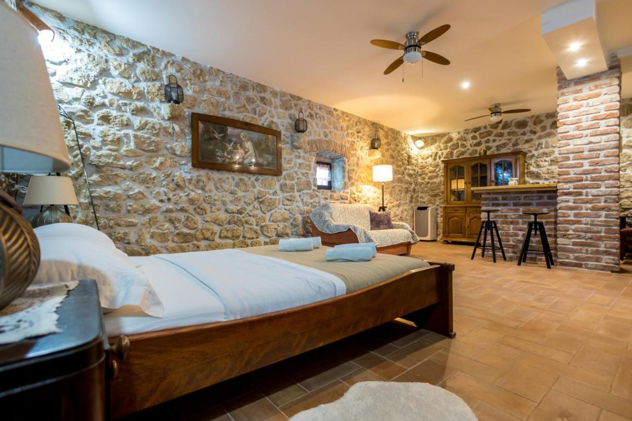 קרק Rustical Nest Krk Old City מראה חיצוני תמונה